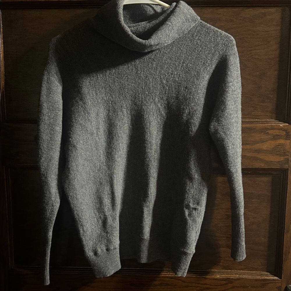 Tahari Charcoal Merino Wool Sweater, Size XS